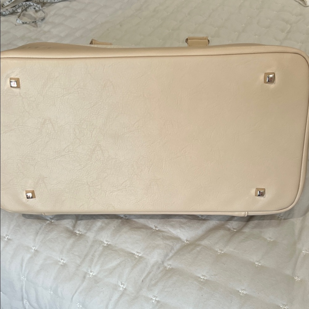 BEIS Mini Weekender Cream and Tan Canvas Bag - Picture 8 of 15